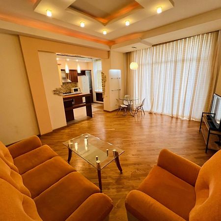 Four Seasons Apartment By Baku Housing 外观 照片